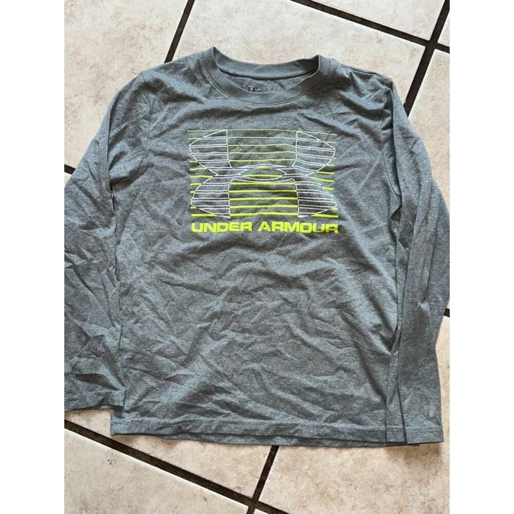 Boys Gray Under Armour Long Sleeve Shirt Size Small